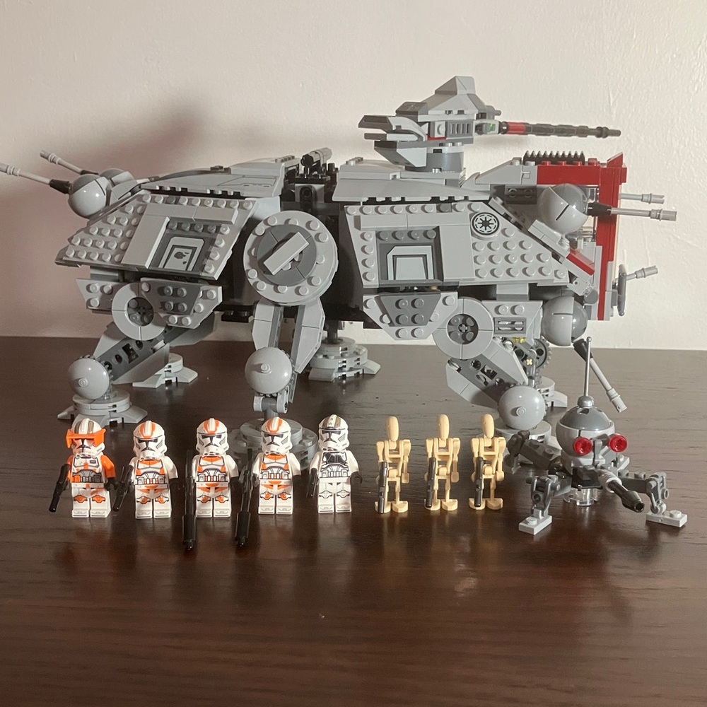 Lego Star Wars 75337 at te walker complete set